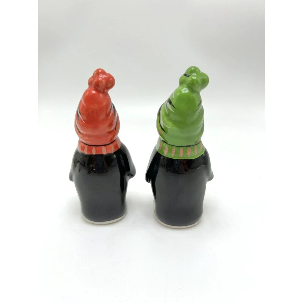 Pfaltzgraff Penguin Salt And Pepper Shakers Winter Themed